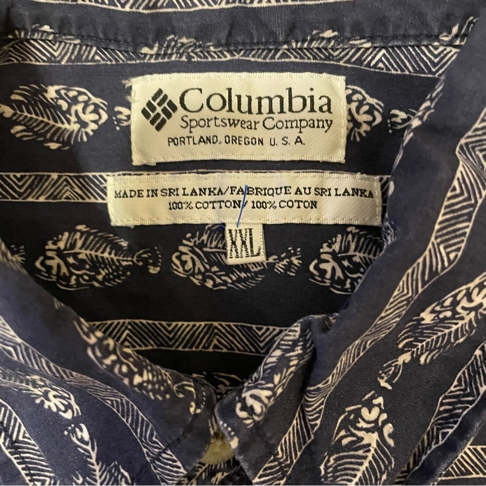 Columbia Men's Navy and White Patterned Shirt - Picture 3 of 3